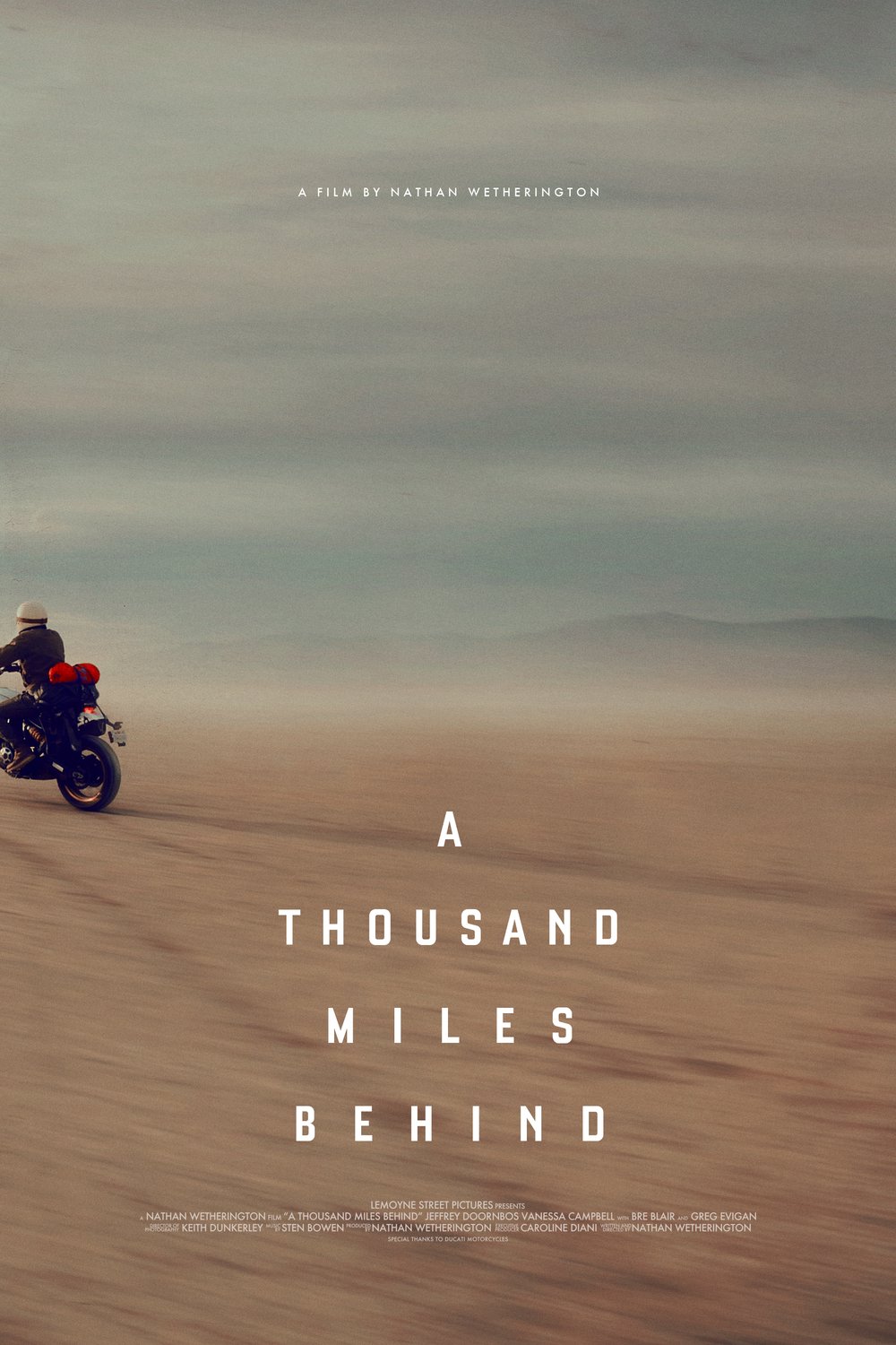 L'affiche du film A Thousand Miles Behind [2019]