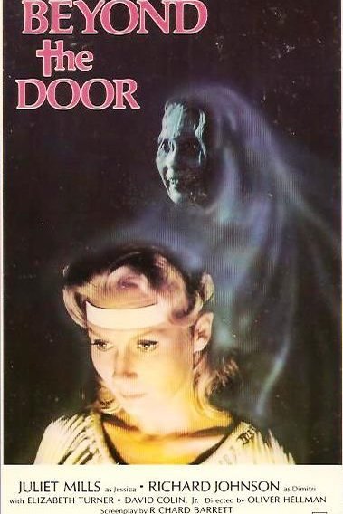 L'affiche du film Beyond the Door