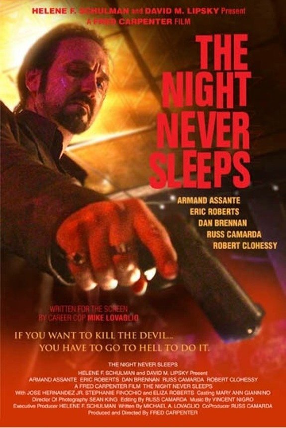 L'affiche du film The Night Never Sleeps