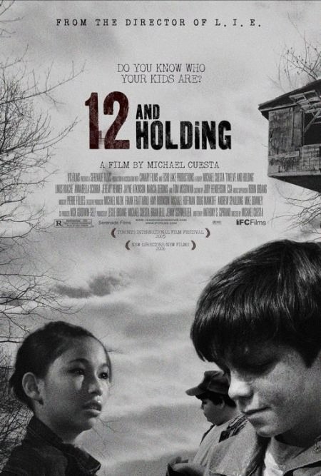 L'affiche du film Twelve and Holding